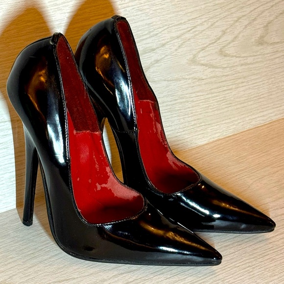 RARE Northbound Leather 6” Patent Leather Stiletto Heels 38.5 - Picture 1 of 11